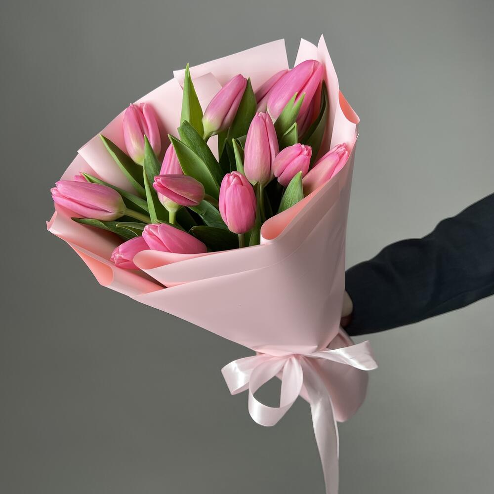 Розовые тюльпаны — вид 2